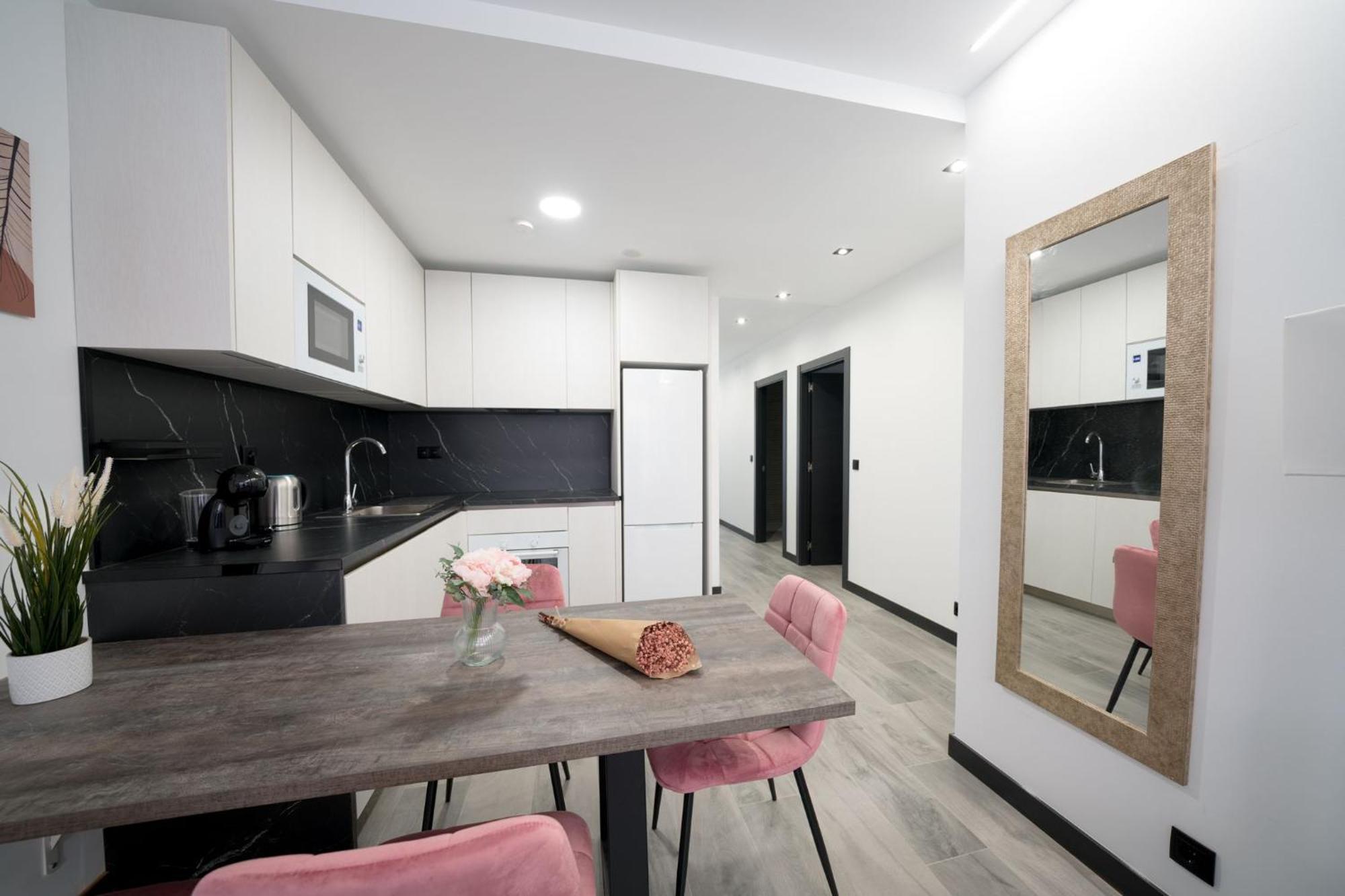 Apartamentos Go La Circular-Parking Gratuito 바야돌리드 외부 사진